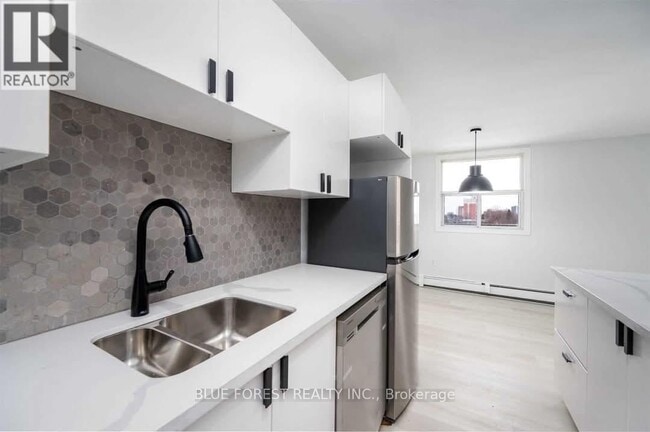 property at 931-931 Wonderland Rd S