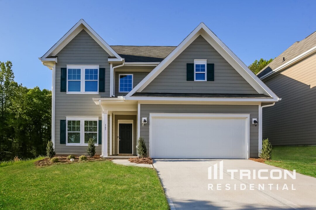 165 Queenshall Rd in Mooresville, NC - Building Photo
