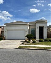 3506 Featherie St in Edinburg, TX - Building Photo