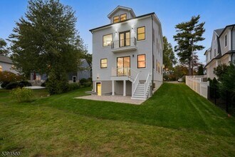 15 Lake Rd in Chatham Township, NJ - Building Photo - Building Photo