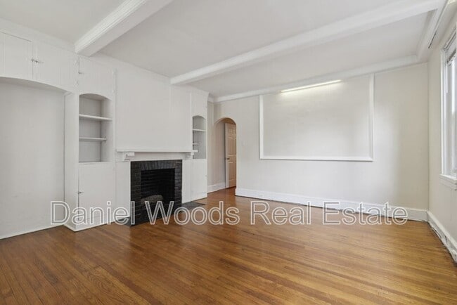 property at 5804 Greene St