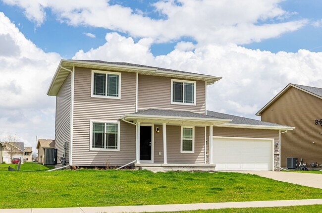 2605 6th Ave SW in Altoona, IA - Building Photo - Building Photo