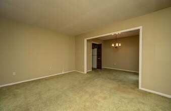 4328 Cheviot Dr in North Charleston, SC - Building Photo - Building Photo