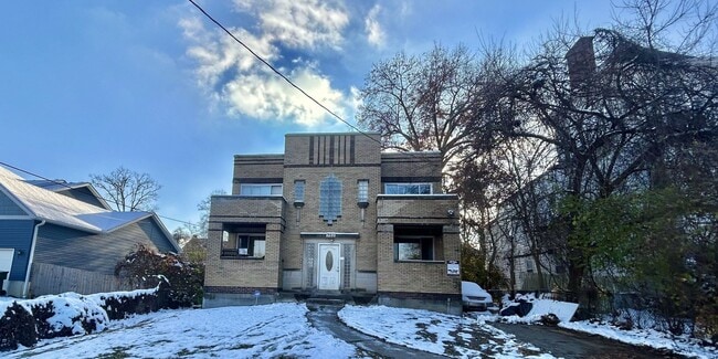 property at 783 N Fred Shuttlesworth Cir