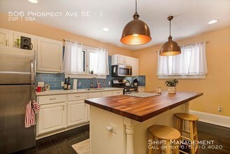 506 Prospect Ave SE in Grand Rapids, MI - Building Photo - Building Photo
