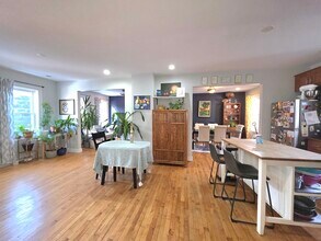 5 Gore Street Pl in Cambridge, MA - Building Photo - Building Photo