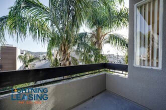 11227 Morrison St in Los Angeles, CA - Building Photo - Building Photo