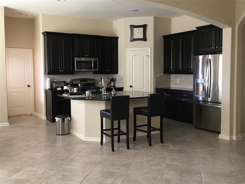 19230 N Cottonwood Green Ln in Cypress, TX - Building Photo