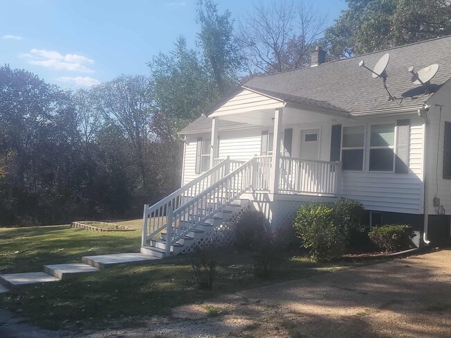 property at 31 Missouri Ave