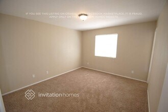 2573 E Commonwealth Cir in Chandler, AZ - Building Photo - Building Photo