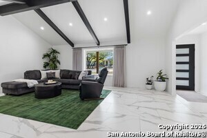 107 Oak Crest in Canyon Lake, TX - Building Photo - Building Photo