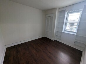 929 Edgemore Rd in Philadelphia, PA - Building Photo - Building Photo