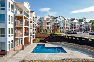 Evergreen Apartments in Monroeville, PA - Building Photo - Building Photo