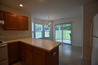 192 Sonata Cir in Pooler, GA - Building Photo - Building Photo