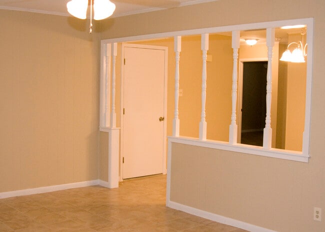 131 Willow Ln in Stephenville, TX - Building Photo - Building Photo