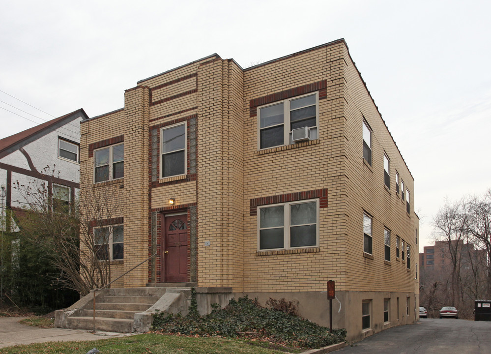 Clifton 3025 in Cincinnati, OH - Building Photo