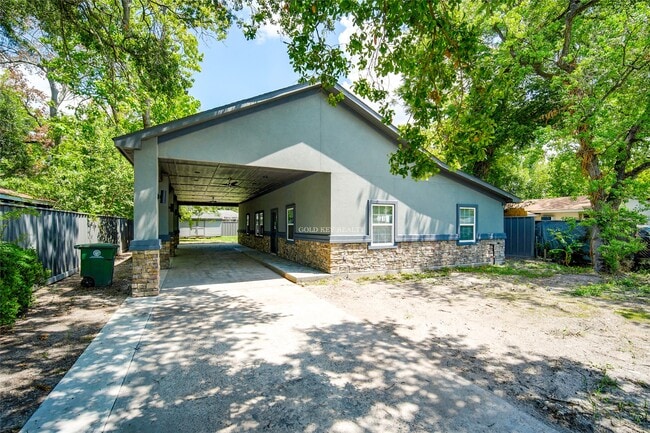 218 Ishmeal St in Houston, TX - Building Photo - Building Photo