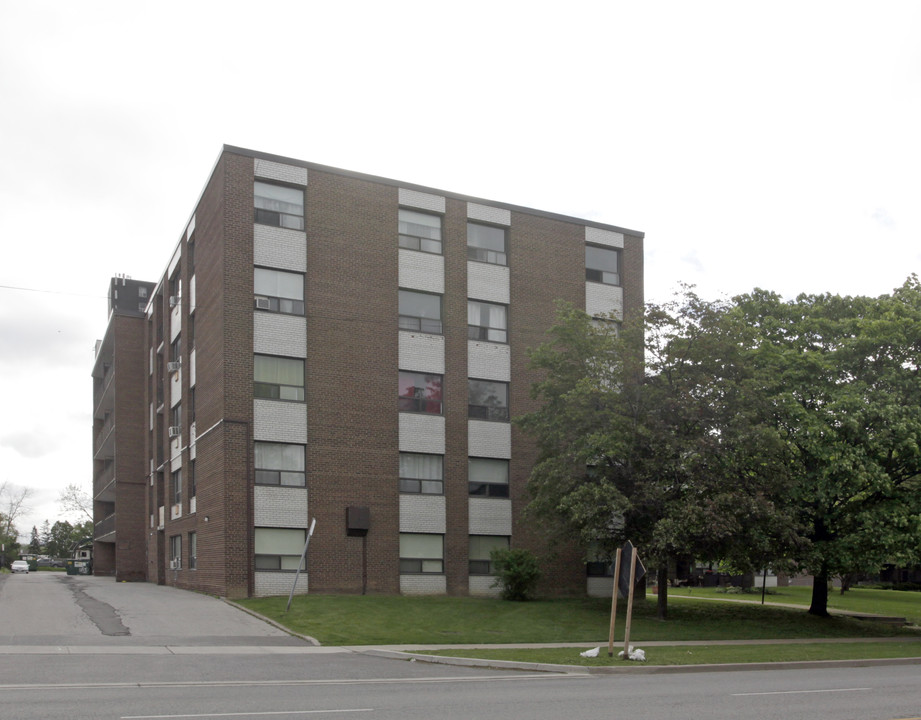 339 The West Mall in Toronto, ON - Building Photo