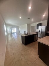 1428 Berry Ln in Davenport, FL - Building Photo - Building Photo