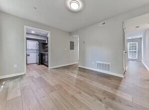 1166 Booth Rd SW in Marietta, GA - Foto de edificio - Building Photo