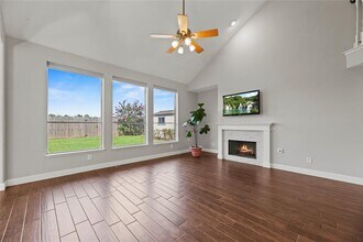 20019 Black Canyon Dr in Katy, TX - Building Photo - Building Photo