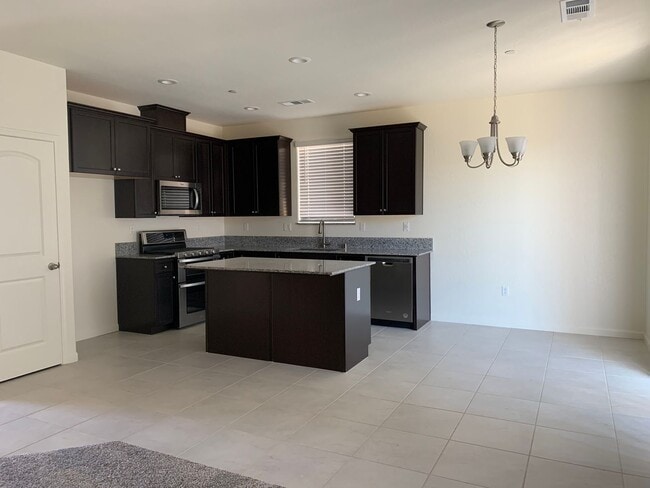 property at 1353 W Kenny Thompson Ct