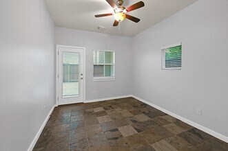 5416 Kiam St in Houston, TX - Building Photo - Building Photo