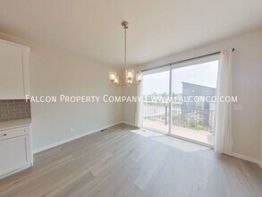 7263 Rosa Belle Hts in Colorado Springs, CO - Foto de edificio - Building Photo