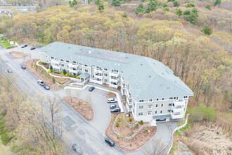 Deerpoint Condominiums in Woburn, MA - Building Photo - Building Photo