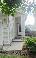 8061 S Kittredge Way in Englewood, CO - Building Photo - Building Photo