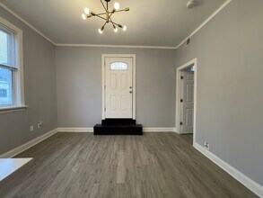 2333 W Ohio St in Chicago, IL - Building Photo - Building Photo