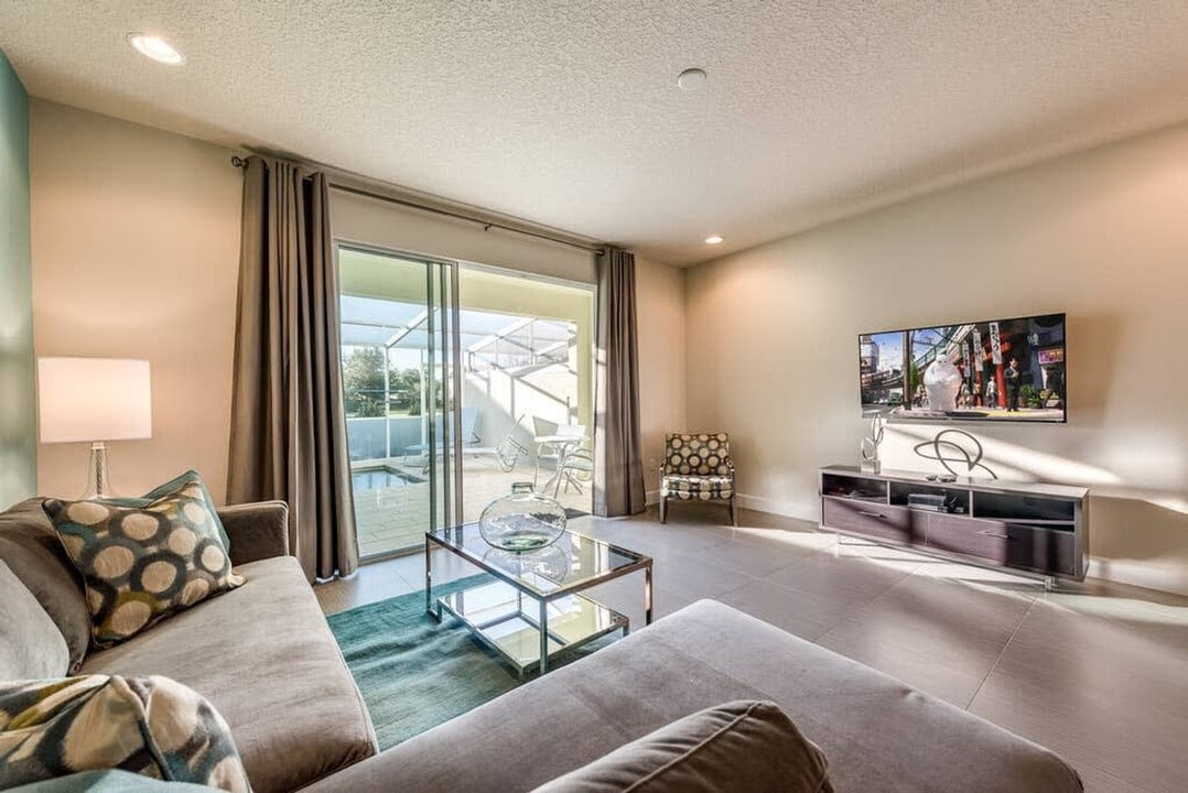 1425 Retreat Cir in Clermont, FL - Building Photo