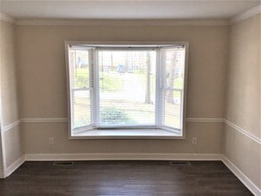 4341 Becks Park Ln in Winston-Salem, NC - Foto de edificio - Building Photo