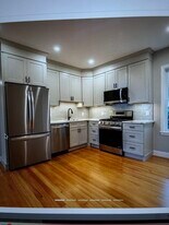 663 Columbia Rd, Unit #1 in Boston, MA - Building Photo