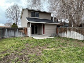 643 Brookside Ct in Mountain Home, ID - Building Photo