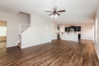 2516 Meadow Crossing Dr in Dallas, NC - Building Photo - Building Photo
