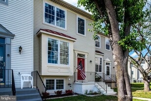 602 Stafford Glen Ct in Stafford, VA - Building Photo