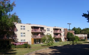 Federation Towers in Hattiesburg, MS - Building Photo