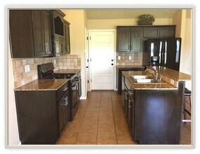 18315 E 42nd St in Tulsa, OK - Building Photo - Building Photo