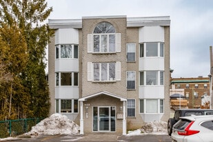 40 20E Av in Lachine, QC - Building Photo