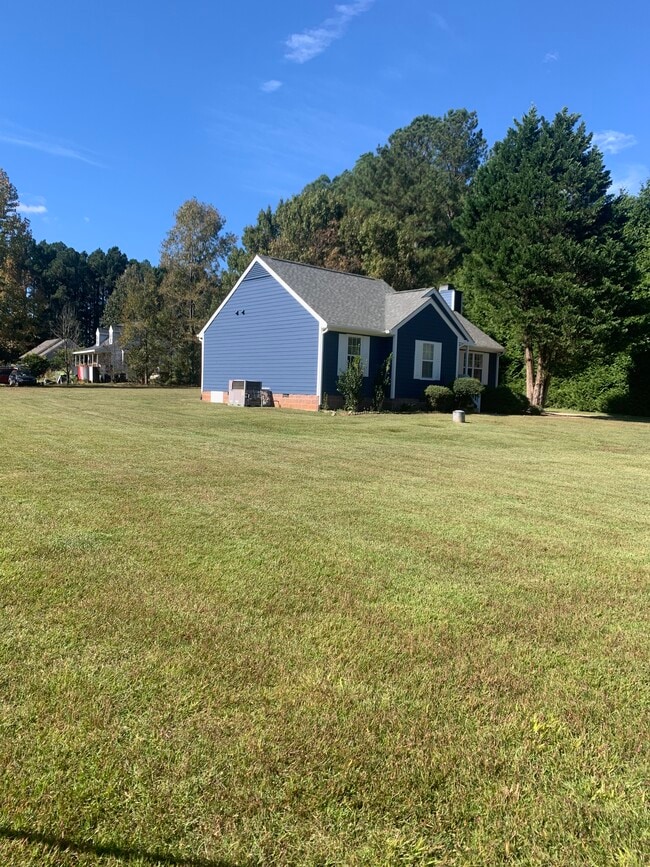 5 Holding-Young Rd in Youngsville, NC - Building Photo - Building Photo