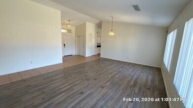 1910 E Vineyard Rd in Phoenix, AZ - Building Photo - Building Photo