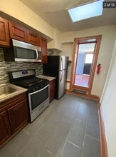 5323 Catharine St in Philadelphia, PA - Building Photo - Building Photo