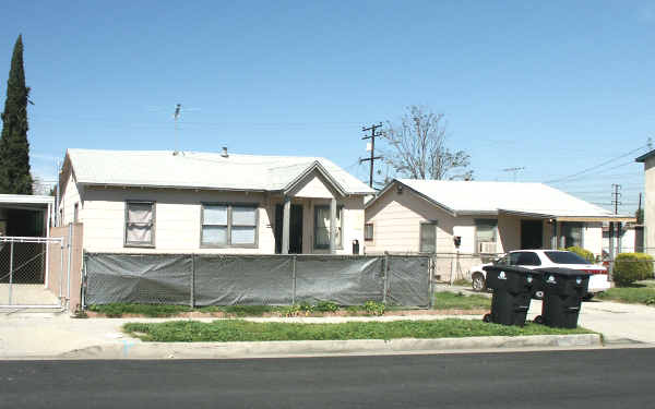 6037 Cecilia St in Bell Gardens, CA - Foto de edificio