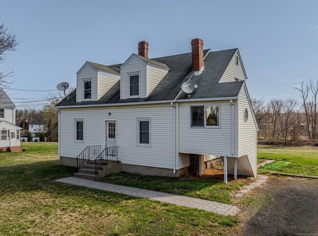 property at 11 Piney Ridge Rd