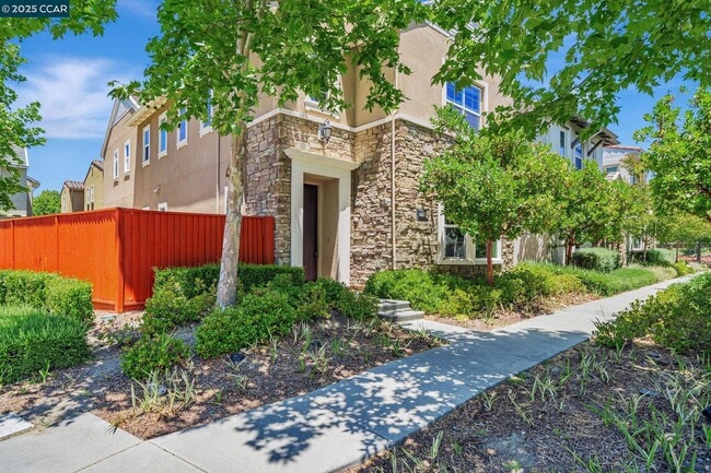 property at 2063 Poinsettia St