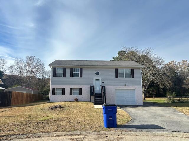 property at 682 Crab Apple Ln SE