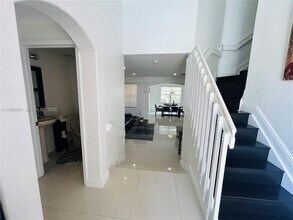 10963 NW 87th Ln in Miami, FL - Building Photo - Building Photo