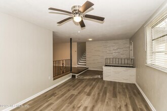 7515 Eaton Ave in Jacksonville, FL - Building Photo - Building Photo