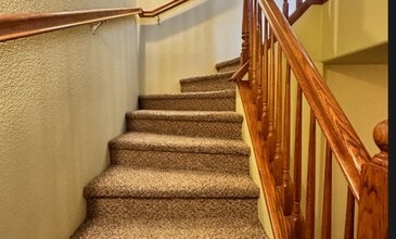 8414 Vista Verde Cir in La Grange, CA - Building Photo - Building Photo